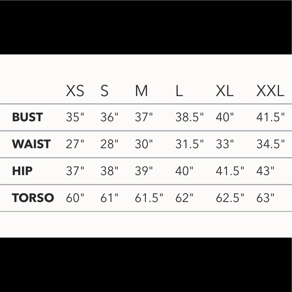 Catalina Twist Front Underwire Bikini Top NWT - Picture 6 of 6